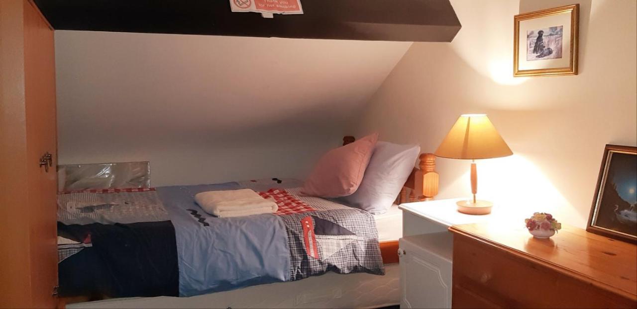 Phoenix Nights Guest House Barrow-in-Furness Екстериор снимка